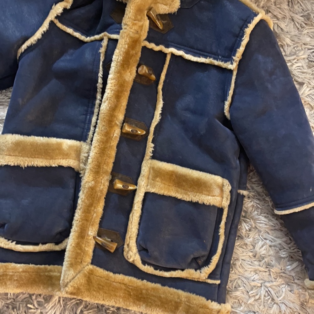 J.C Shearling Coat - Picture 3 of 6